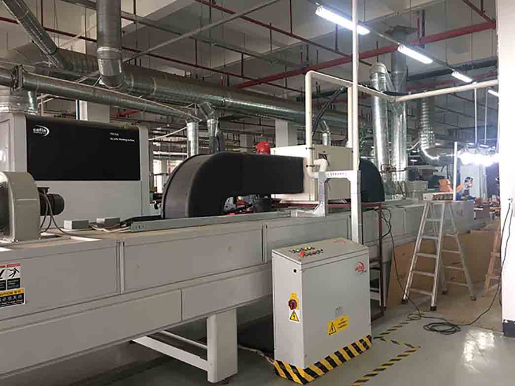 沙蚕烘干设备和烘干工艺