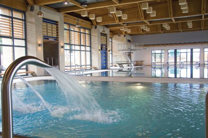 空气能泳池热泵安装方法和日常维护 空气能泳池热泵安装方法和日常维护